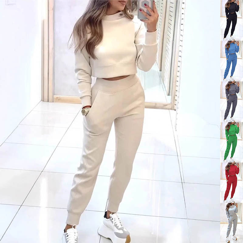 Trendy sporty ladies set
